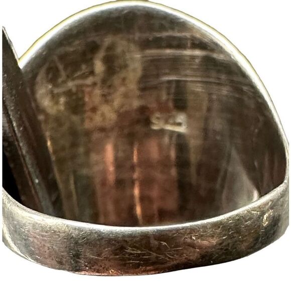 Sterling Silver 925 Dome Ring with Floral Etched Design - Picture 5 of 11